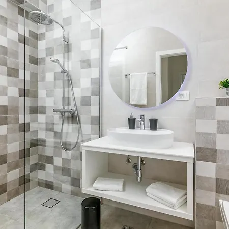 아파트 1 Bedroom In *