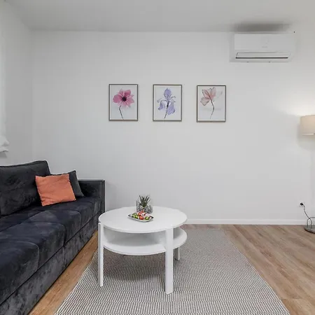 1 Bedroom In *