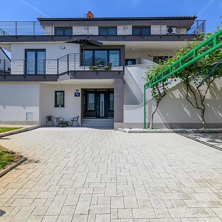 1 Bedroom In * Rovinj